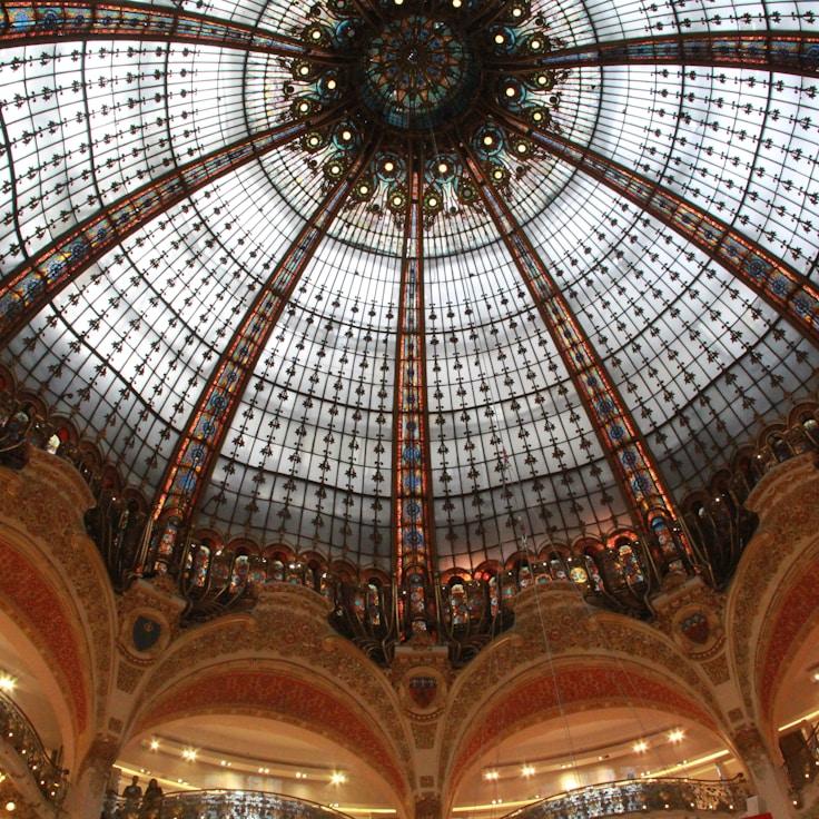 Family-friendly shopping and daily life in Italy