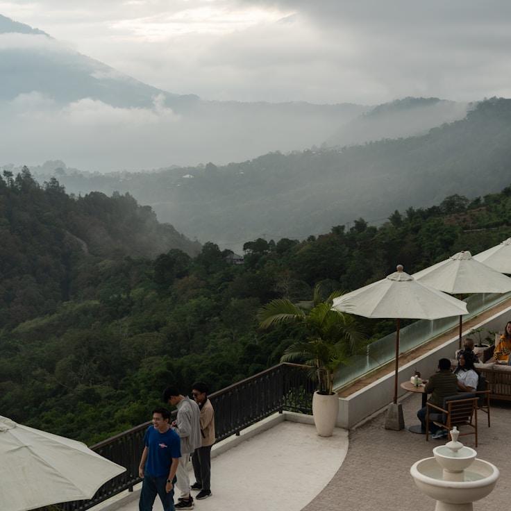 Family terraces and cafés for calm evenings in Rome